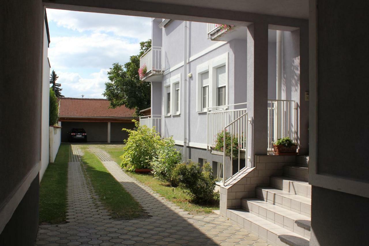 Appartement BERNI Strebersdorf Extérieur photo